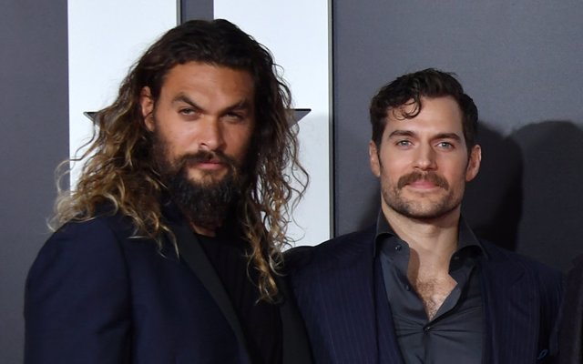 Jason Momoa (Aquaman) y Henry Cavil (Superman)