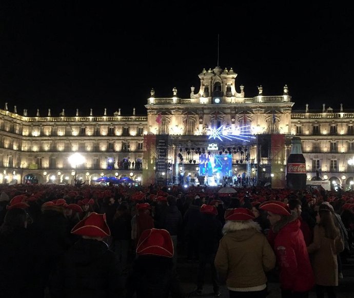 Celebración del Fin de Año Universitario en la Plaza Mayor
