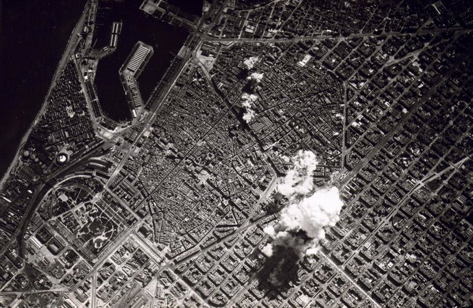 Bombardeo de Barcelona del 17 de marzo de 1938 a cargo de la aviación italiana