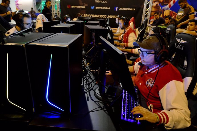 Un 'gamer' en la 'DreamHack'