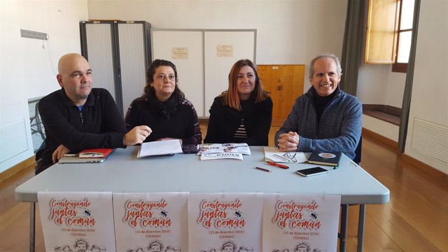 Participantes del encuentro de confluencias municipalistas en Córdoba