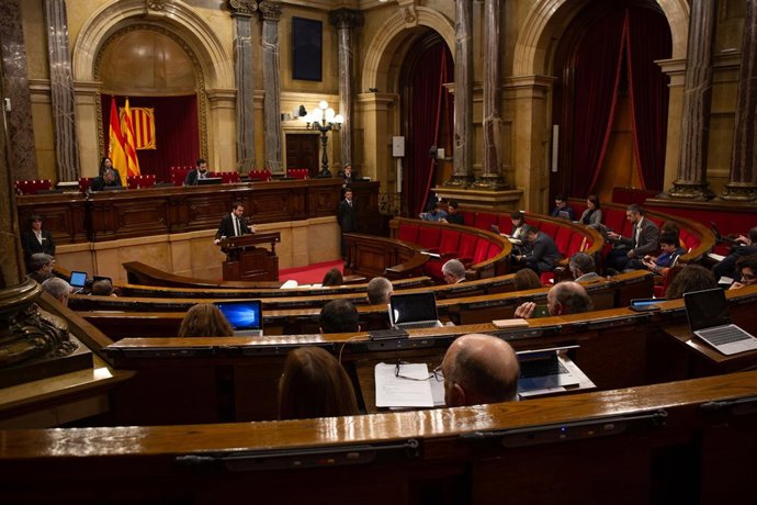 Pleno en el Parlament de Catalunya