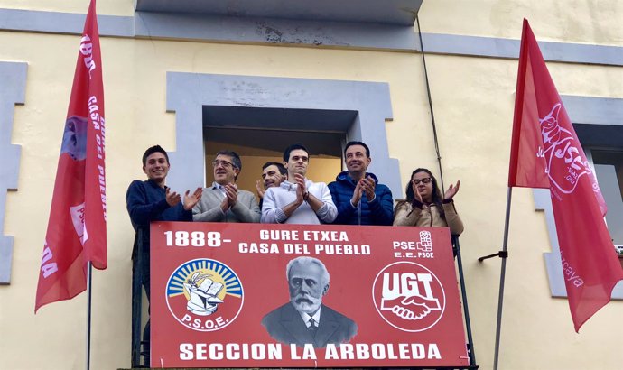 Patxi López en en aniversario de la Agrupación Socialista de La Arboleda