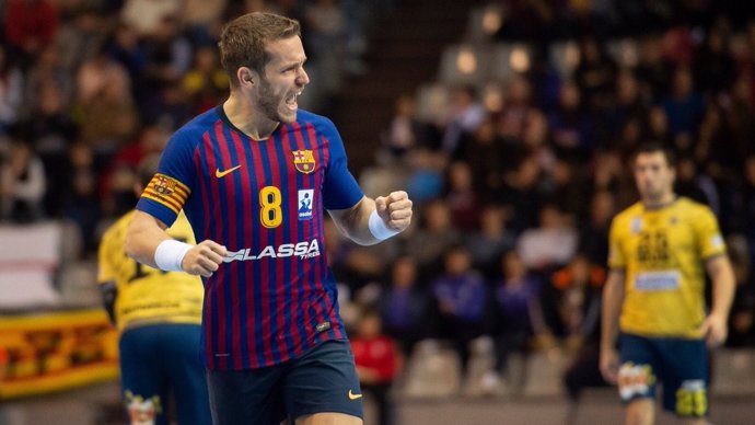 Víctor Tomás celebra un gol con el Barça Lassa