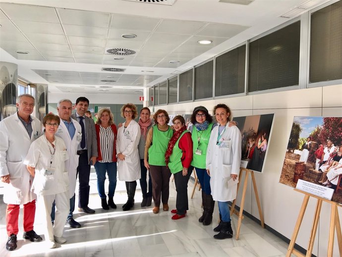 Exposición AECC hospital clímnico universitario