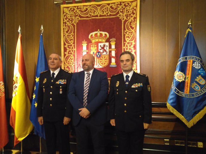 José Ángel González, José Luis Arasti y Francisco López