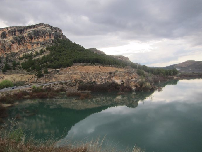 Pantano de la Cuenca del Ebro