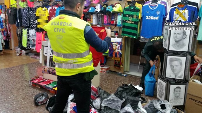 Incautación de falsificaciones en Benidorm
