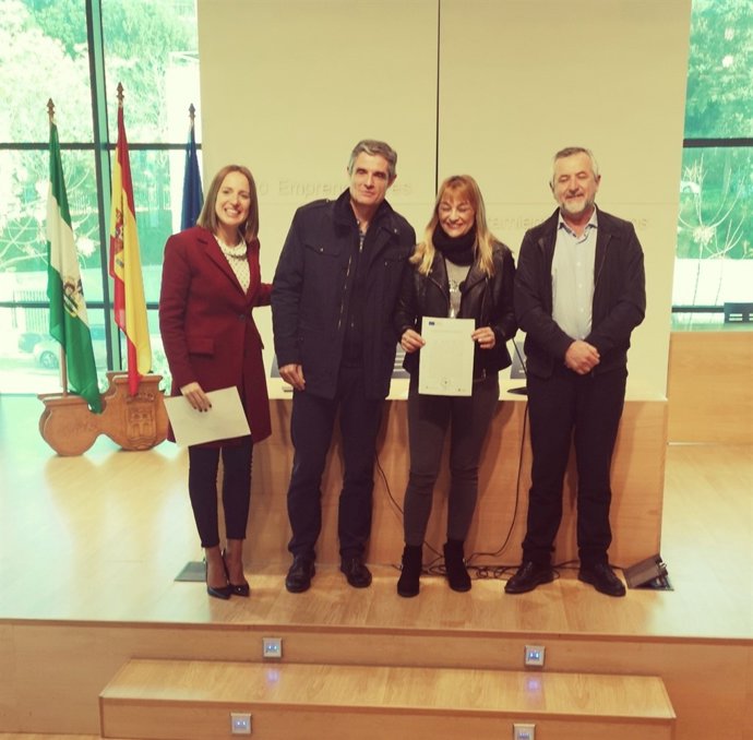 Entrega de diplomas de Dipujoven en Arcos