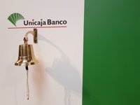 Sindicatos ratifican el acuerdo con Unicaja Banco con 760 prejubilaciones y 200 traslados