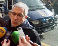 "Espero que la dirección federal de IU se retracte", dice Llamazares