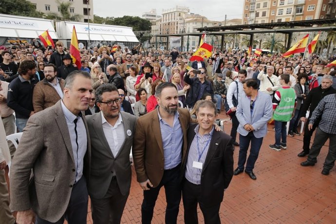 Ortega Smith, Francisco Serrano, Abascal y eugenio moltó VOX Andalucía Málaga 2D