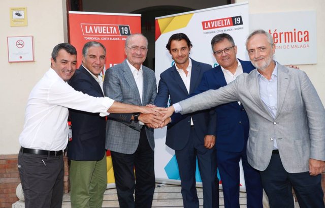 Guillén anuncia que Torrevieja será la salida de La Vuelta de 2019