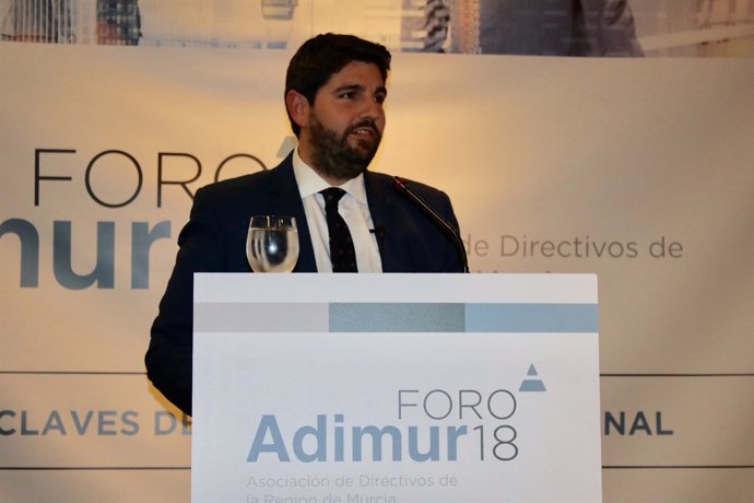 López Miras participa en el Foro Anual de la Asociación de Directivos