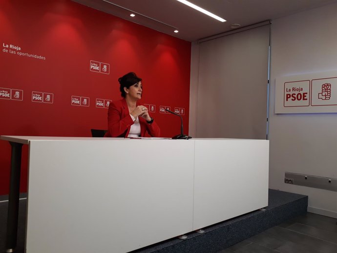 La portavoz del PSOE en el Parlamento Concha Andreu