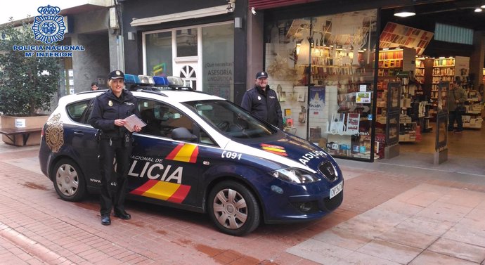 Agentes patrullan por las calles de Logroño para prevenir robos en comercios