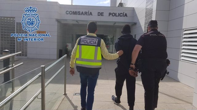 Detención de la Policía Nacional en Motril (Granada)