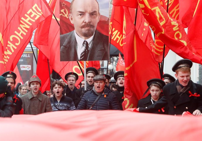 Participantes en un acto del Partido Comunista de Rusia en Moscú en 2017