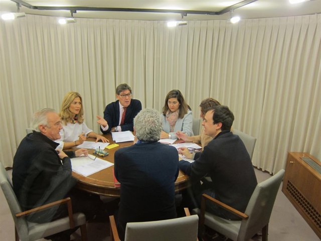 Reunión de los grupos parlamentarios