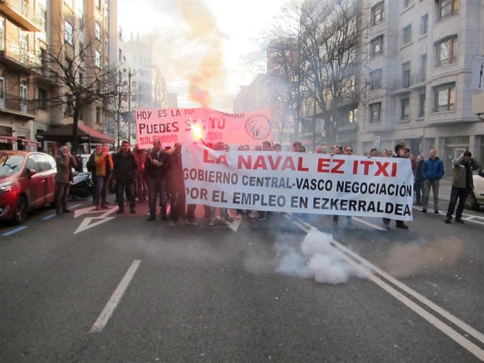Concentración En Bilbao Plantilla De La Naval