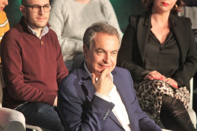 Zapatero en un acte a San Fernando