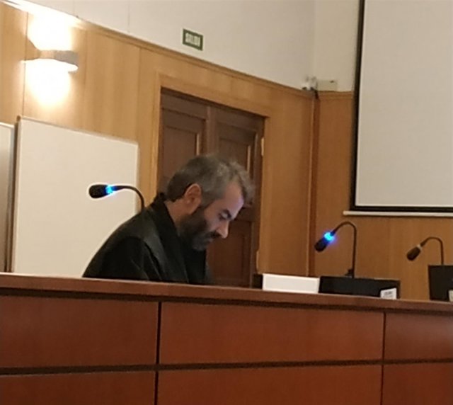 El letrado condenado, durante el juicio en la Audiencia.