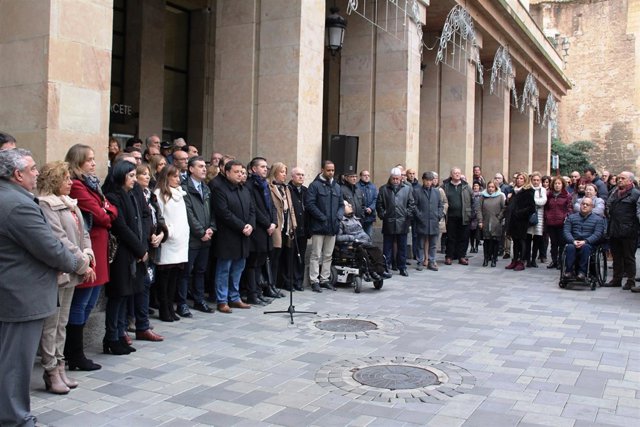 Minuto de silencio en Albacete por la muerte de Laura Luelmo