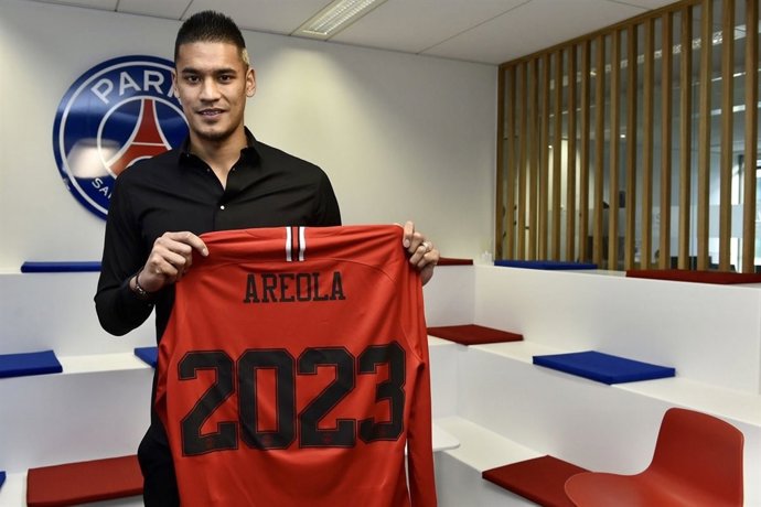 Alphonse Areola amplía su contrato con el PSG hasta junio de 2023