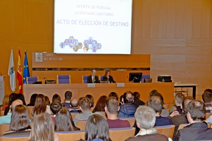 Jesús Vázquez Almuiña en la adjudicación de destinos definitivos del Sergas