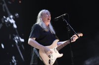 Madrid se niega a decir adiós a Rosendo