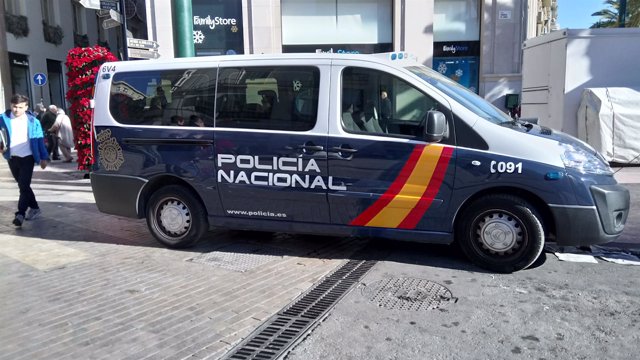 Coche, Policía Nacional, recursos, calle Larios