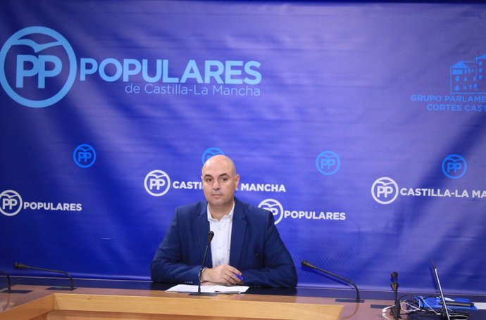 El diputado del PP José Jaime Alonso en rueda de prensa