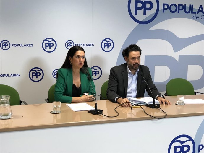 Rueda de prensa de los diputados del PP