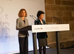Meritxell Batet i Isabel Celaá en la roda de premsa posterior al Consell de Min
