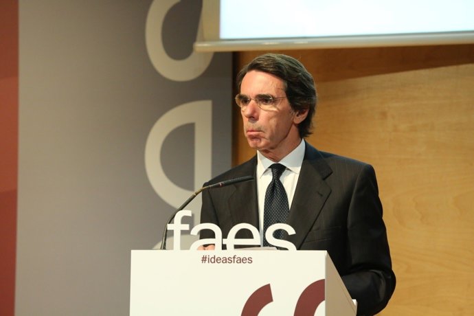 José María Aznar interviene en un acto de la Fundación FAES