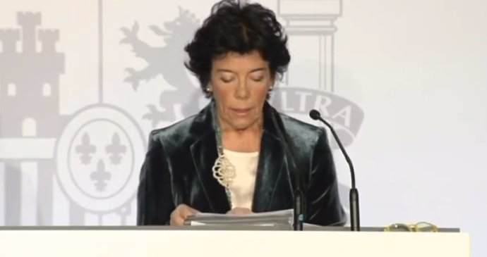 Rueda de prensa de Isabel Celaá tras el Consejo de Ministros en Barcelona