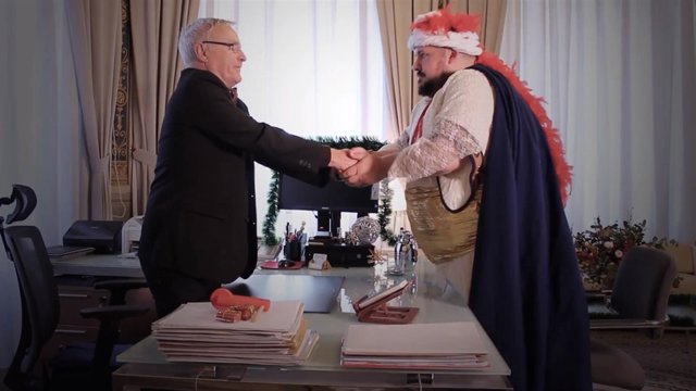 El alcalde se compromete a cumplir los deseos de los Reyes Magos