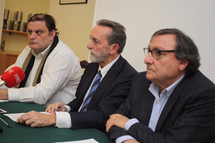 Luis Ruiz Zapatero, Rodríguez-Ponga y Alfredo Jimeno,  de izda a dcha.
