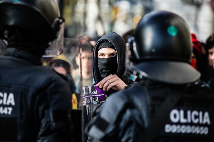 Actuació dels Mossos d'Esquadra durant les manifestacions de Barcelona 