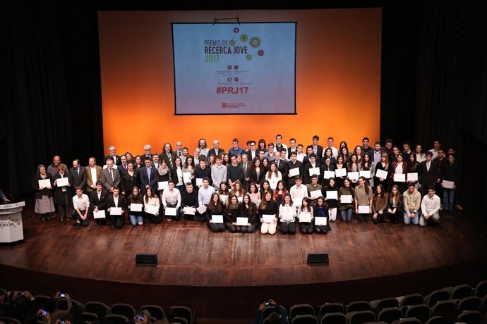 El Presidente De La Generalitat, Quim Torra, En La Enrega De Premios De Invest