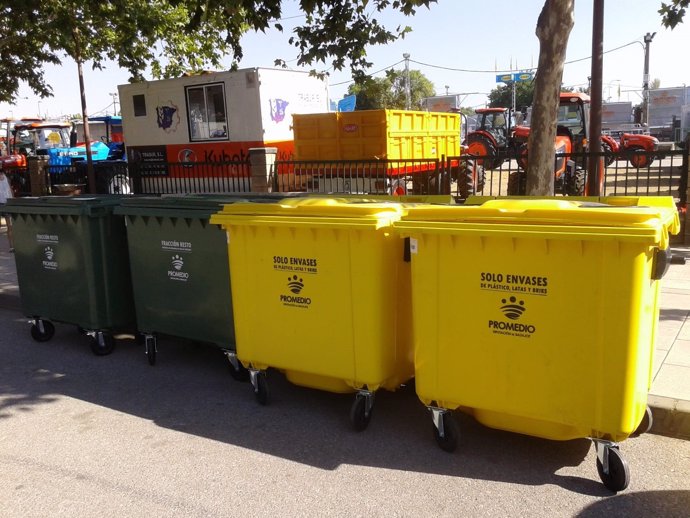 Contenedores de residuos urbanos.