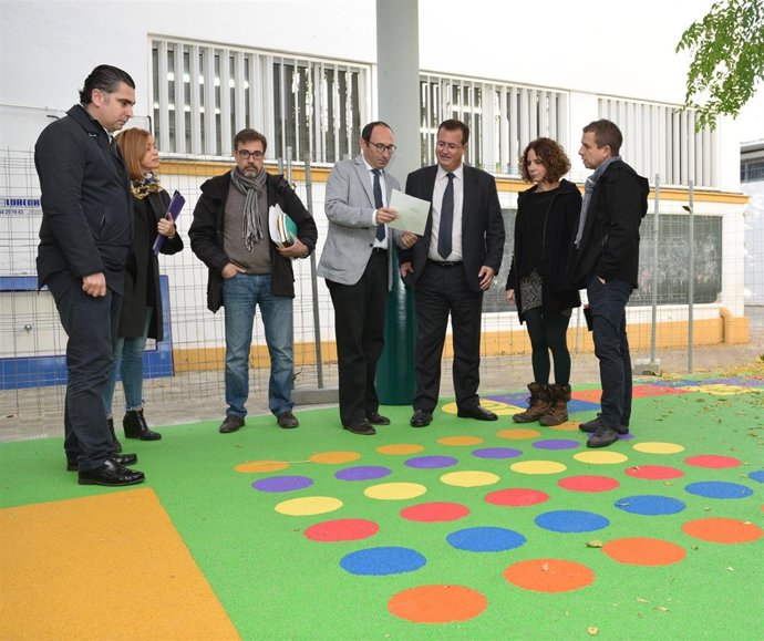 Visita de Juan Carlos Cabrera al CEIP 'Huerta de Santa Marina' de Sevilla