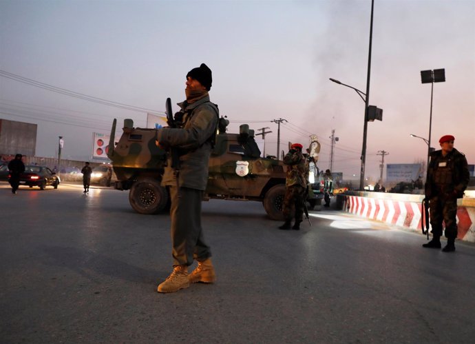 Despliegue de las fuerzas de seguridad tras un ataque en Kabul