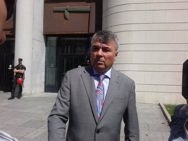 Agustín Martínez Becerra, abogado de miembros de 'La Manada'.