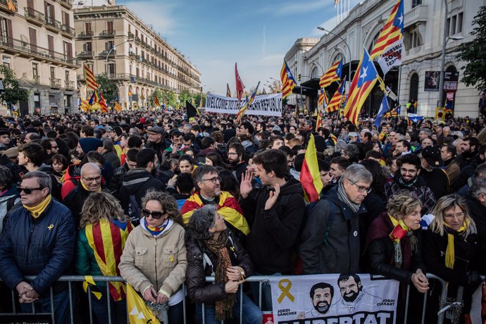 Manifestación en la zona Omnium Marqués Argentera de Barcelona