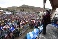 Opositores bolivianos finalizan parcialmente la huelga se hambre contra la reelección de Evo Morales