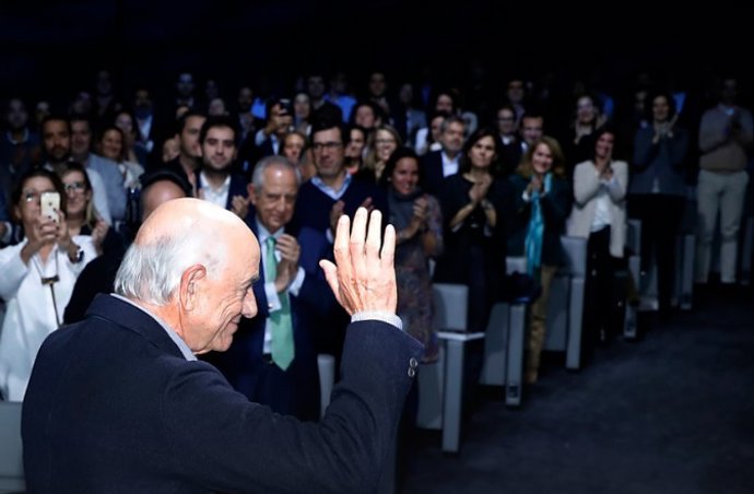 Francisco González se despide de BBVA