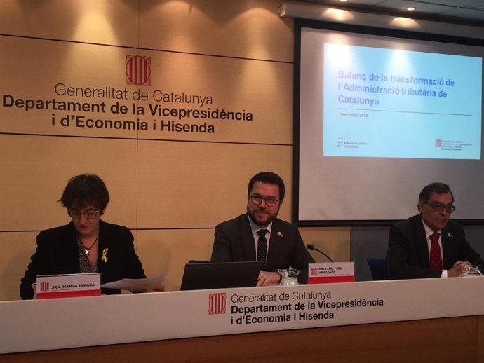 Marta Espasa, Pere Aragonès i Eduard Vilà