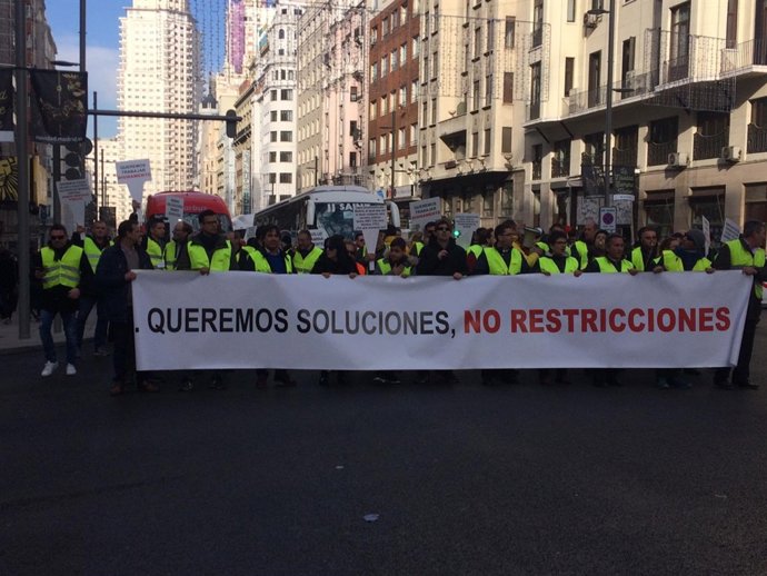 Manifestación de trabajadores de autocares de viajeros de Madrid