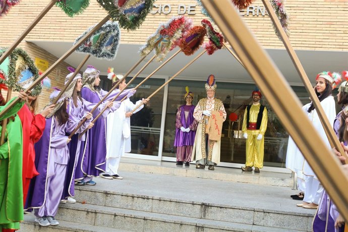 Visita del Cartero Real a los niños del Hospital Virgen del Rocío de Sevilla